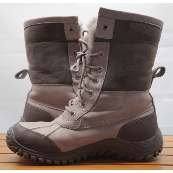 UGG WOMEN'S ADIRONDACK II WINTER BOOTS - ROUND TOE, SIZE 8, Preowned - Picture 7 of 12